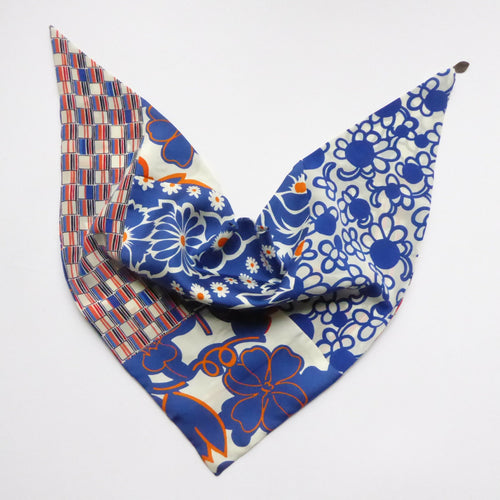 foulard_pointe_soie_pop_bleu_orange_maya_hochman copie | EMPREINTES Paris - EMPREINTES Paris