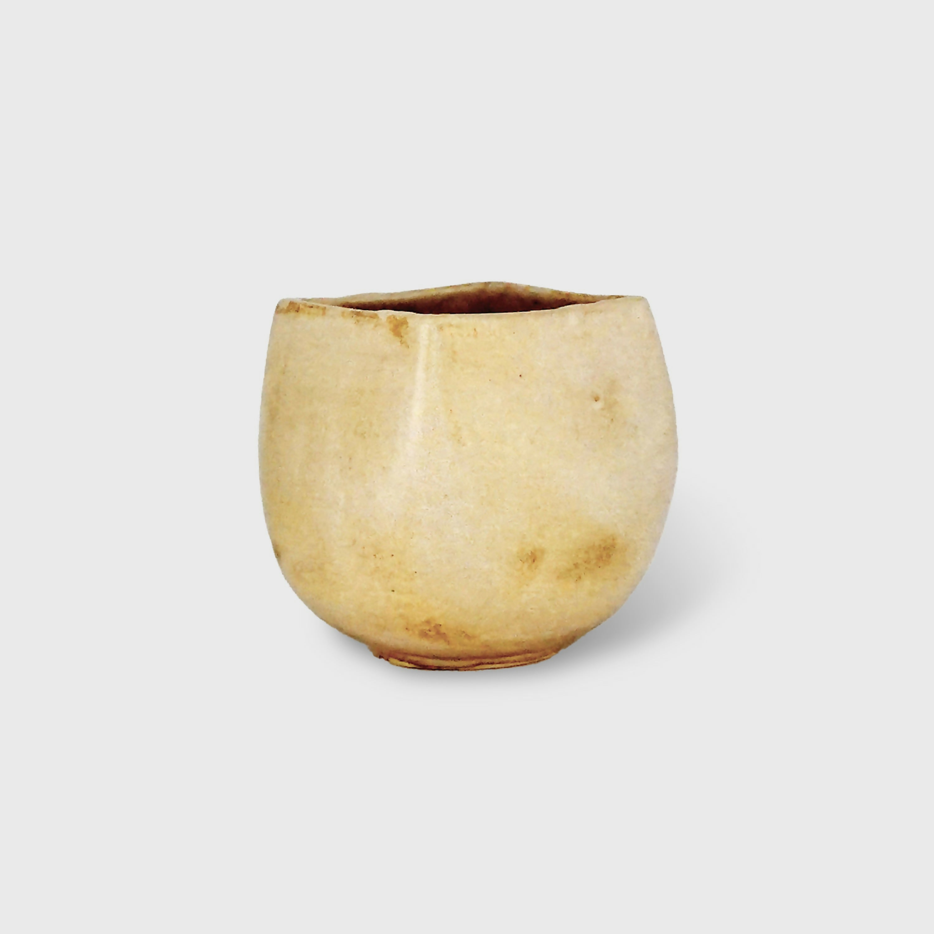 tasse_en_gres_couleur_blanccreme_potje copie | EMPREINTES Paris