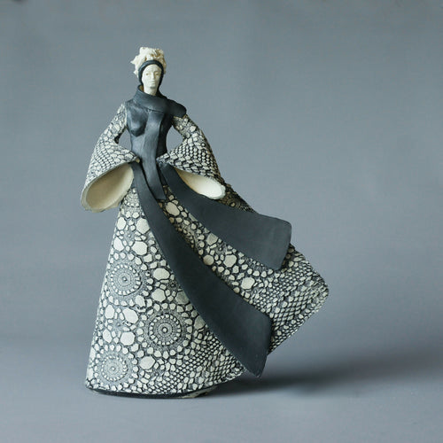 statuette_madame_noir_et_blanc_n°335_jeanne_sarah_bellaiche copie | EMPREINTES Paris - EMPREINTES Paris