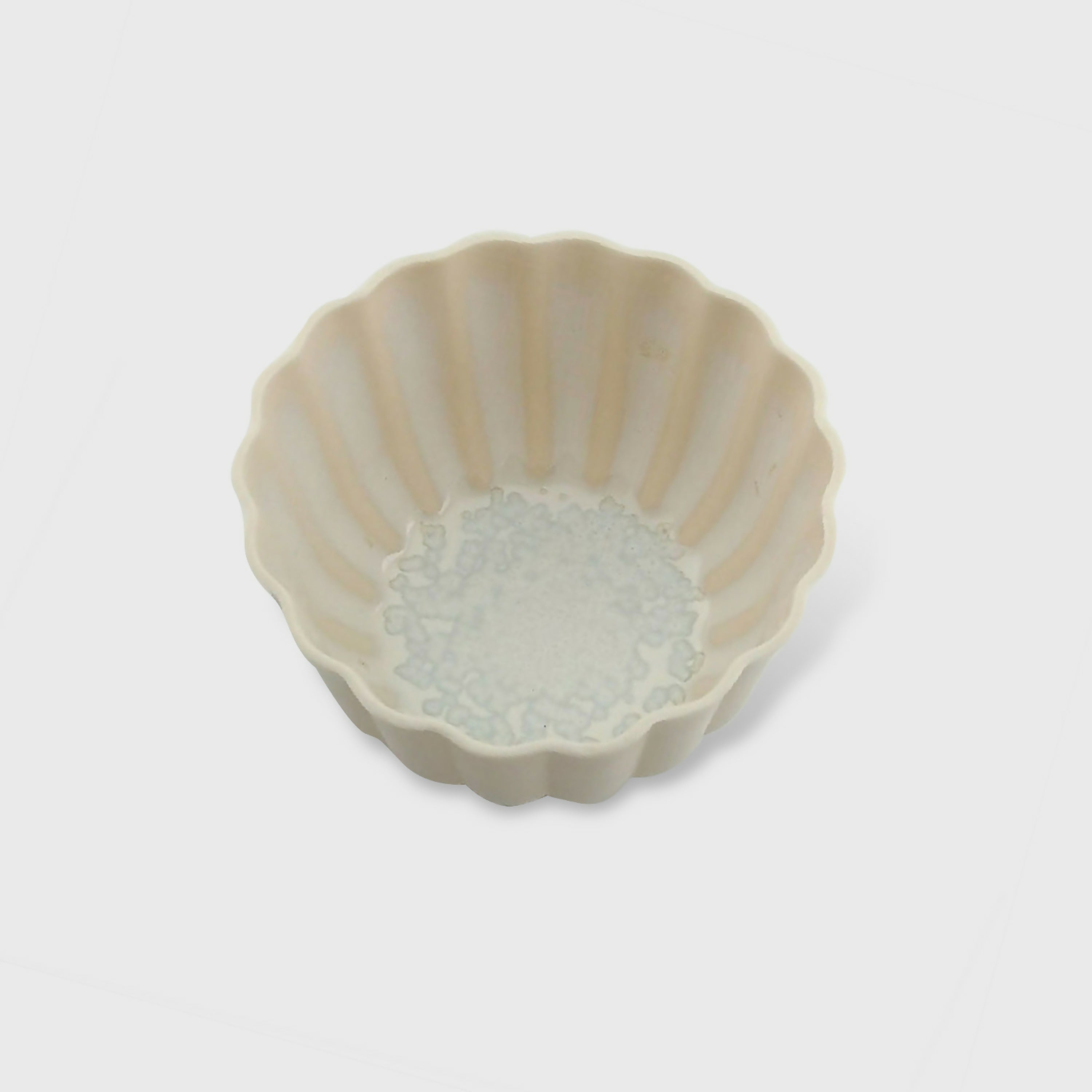 tasse_en_porcelaine_blanche_flocon_atelier_coccinelle2 copie | EMPREINTES Paris