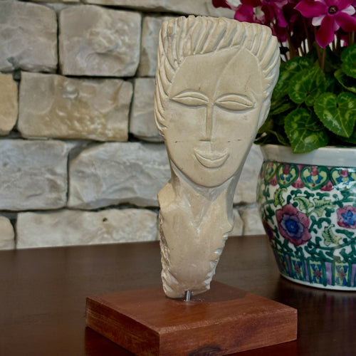 Figurine 19 en pierre calcaire de l'île de Ré | EMPREINTES Paris - EMPREINTES Paris