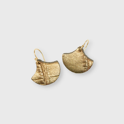 boucles_doreilles_gingko_dorees_2cm_julie_troncin_maroquinerie copie | EMPREINTES Paris - EMPREINTES Paris