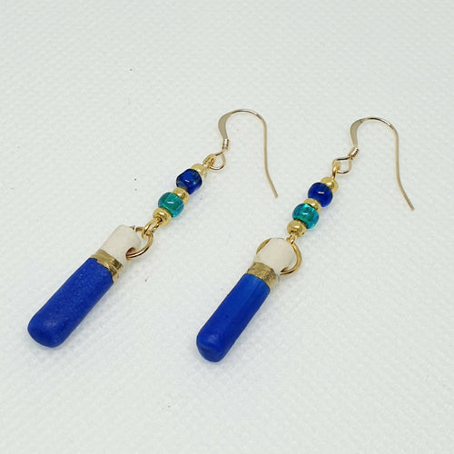 Boucles d'oreilles pendantes en porcelaine bleu egyptien | EMPREINTES Paris - EMPREINTES Paris