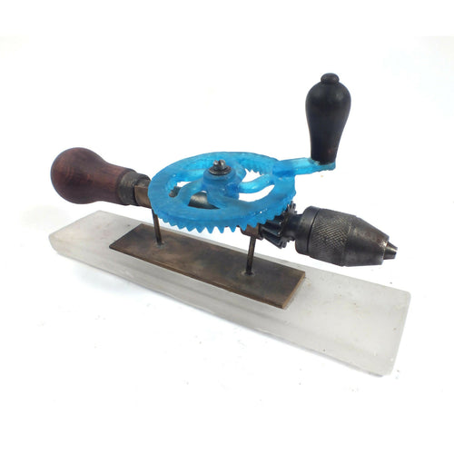 Petite chignole sur socle laiton et pâte de cristal translucide | EMPREINTES Paris - EMPREINTES Paris