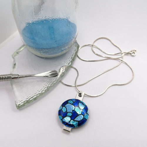 Collier en émail Talisman bleus | EMPREINTES Paris - EMPREINTES Paris