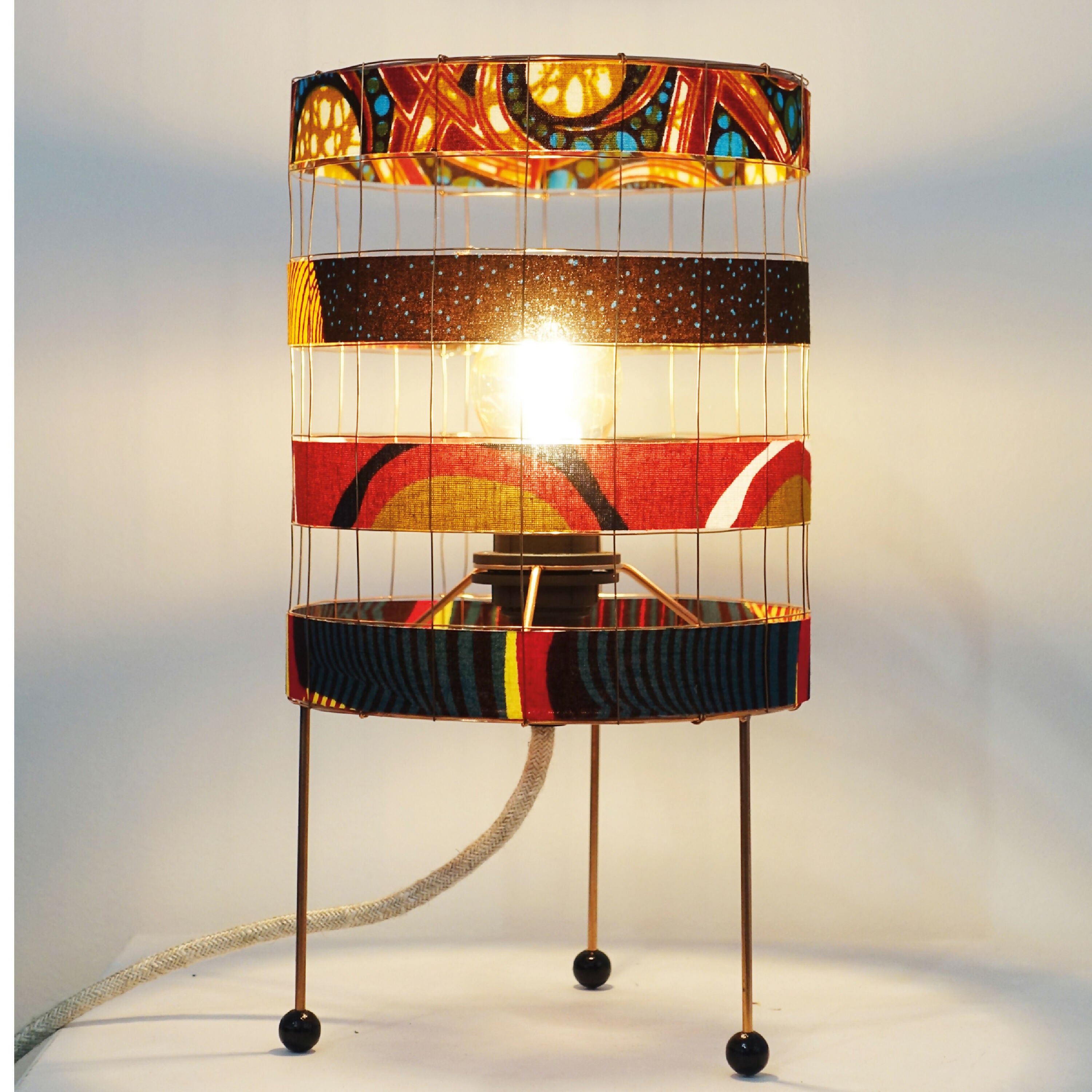 lampe_a_poser_miniwax_diametre_15_cm_brique_bleu_canard_petites_series_entre_illuminees | EMPREINTES Paris