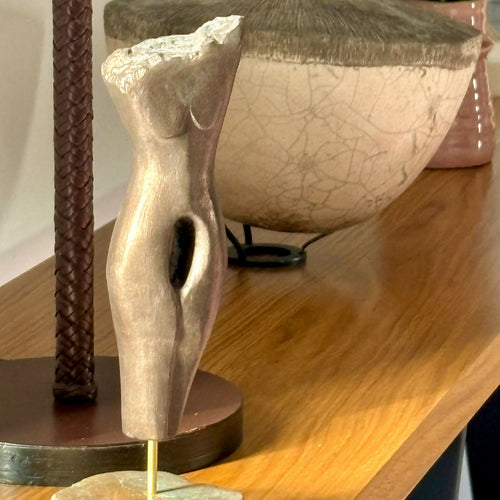 Figurine 1 en pierre calcaire de l'île de Ré, patiné bronze | EMPREINTES Paris - EMPREINTES Paris