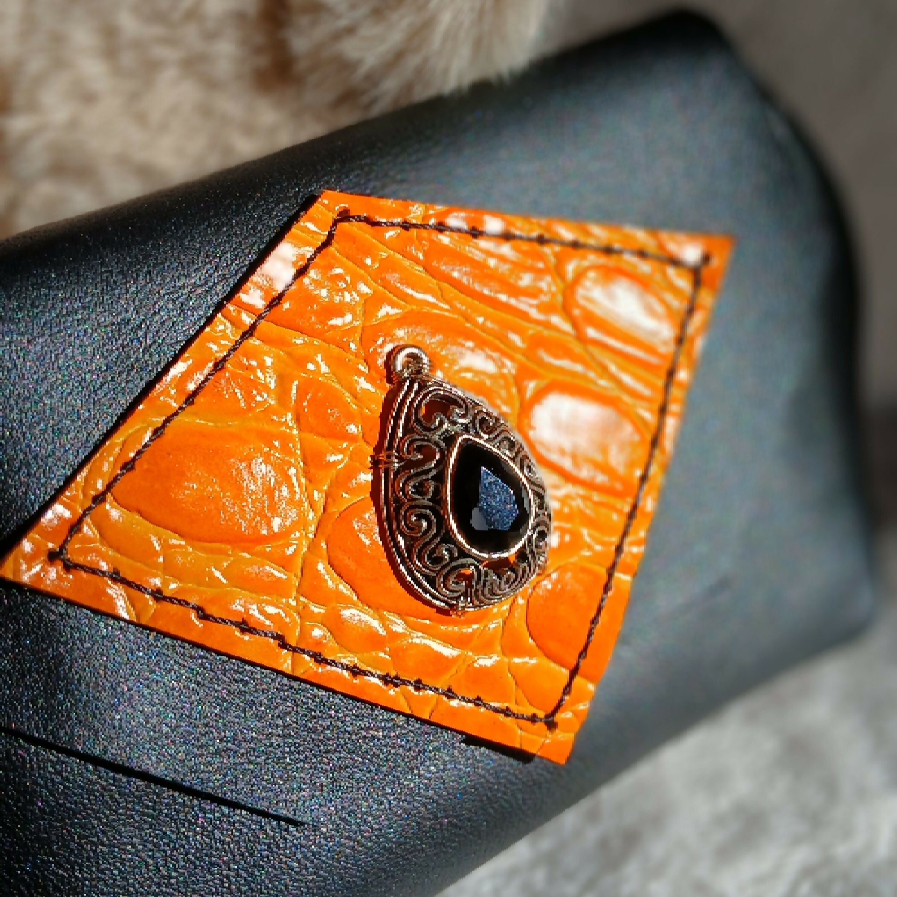 porte_monnaie_rock_n_glow_occi_tanne copie | EMPREINTES Paris