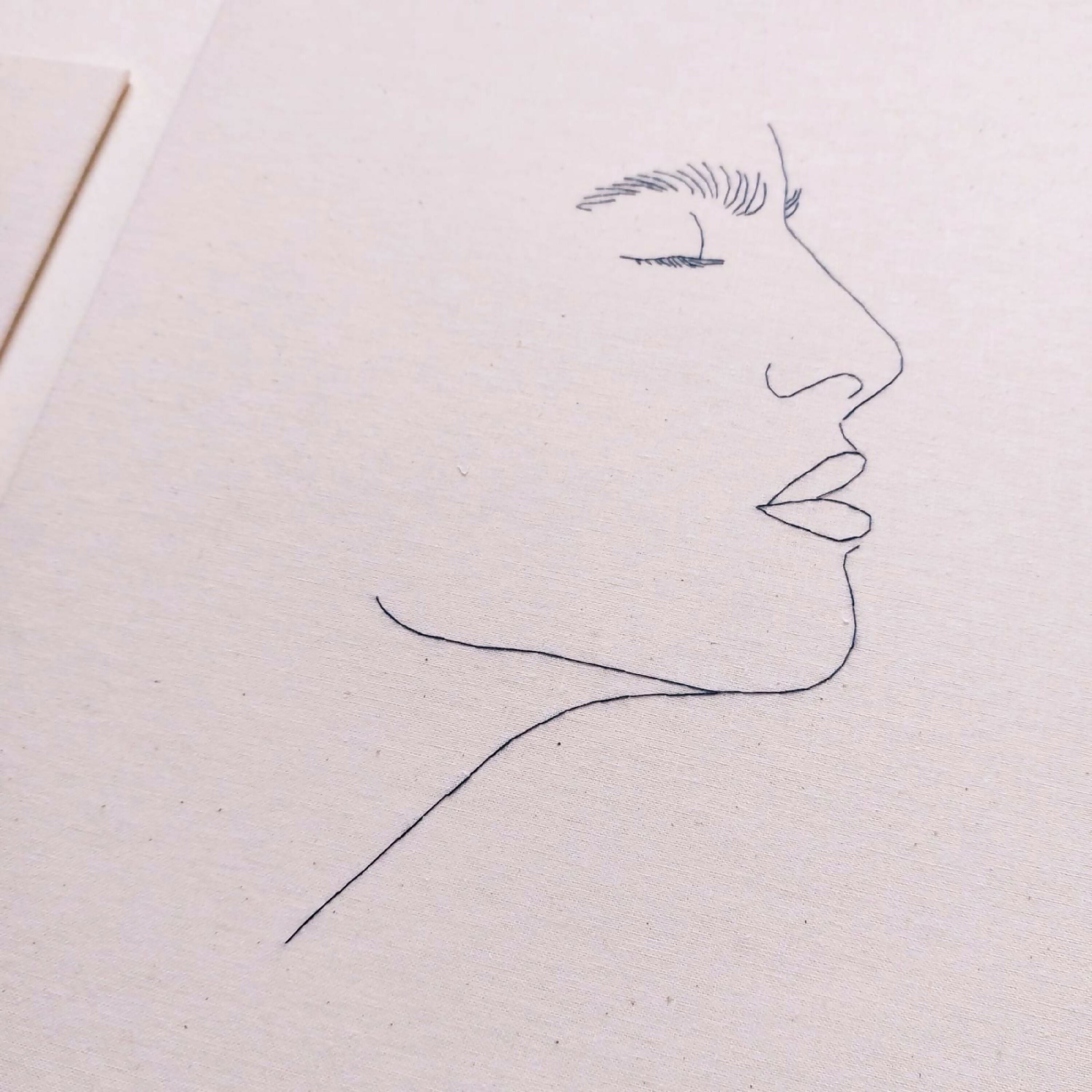 dessin_brode_lendormi_aude_herrard copie | EMPREINTES Paris