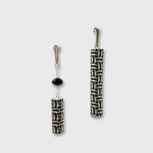 Boucles d'oreilles asymétriques Graphisme | EMPREINTES Paris - EMPREINTES Paris