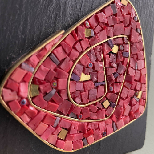 tableau_mosaique_rose_sur_ardoise_mini_musea_mosaique copie | EMPREINTES Paris - EMPREINTES Paris