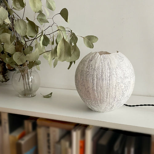 Lampe cocon dessin Bourasques | EMPREINTES Paris - EMPREINTES Paris