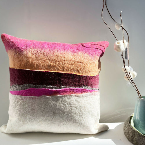 coussin_collection_strates_roses_i_accords_feutres copie | EMPREINTES Paris - EMPREINTES Paris