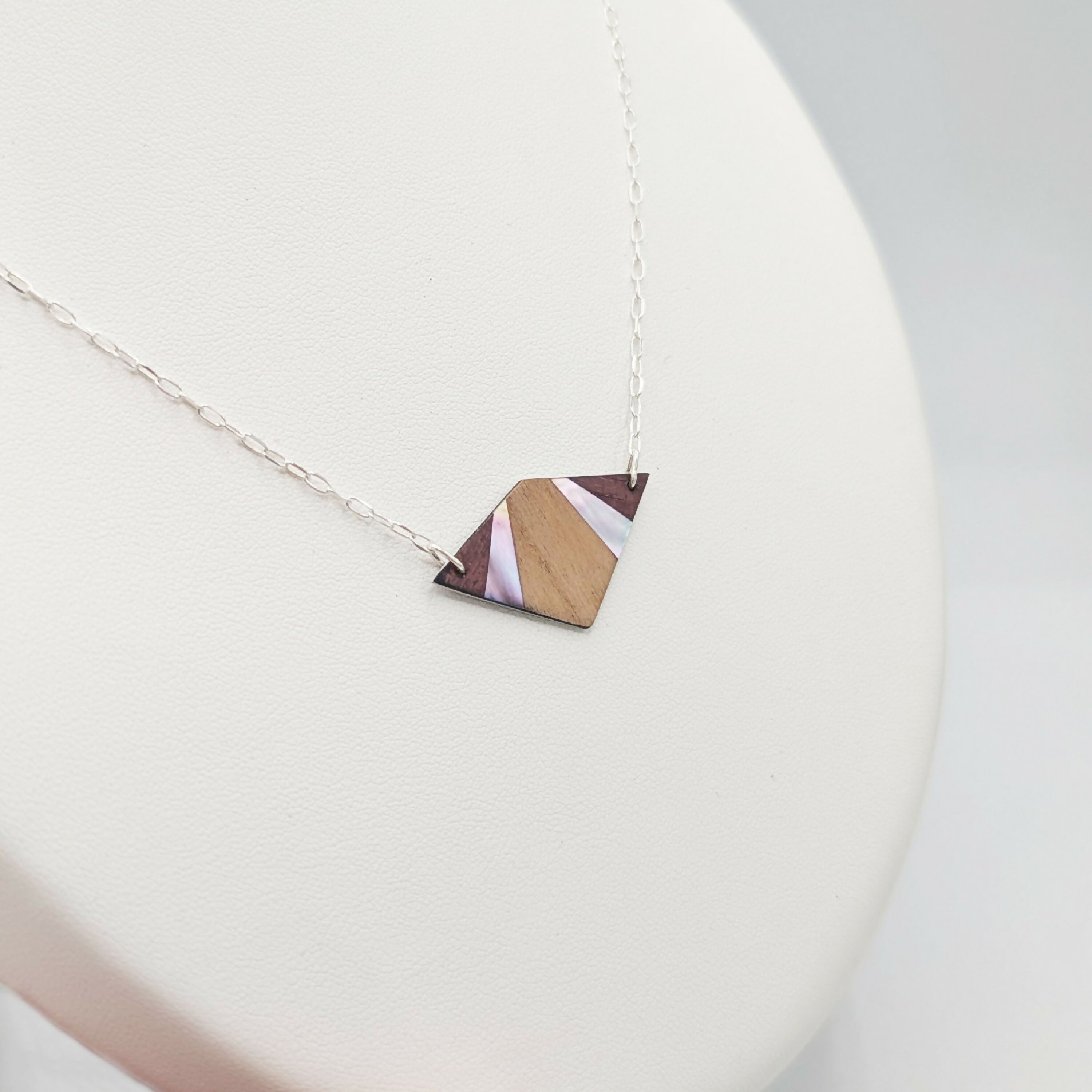 collier_fly_4_le_galludec_marqueterie copie | EMPREINTES Paris