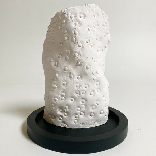 sculpture_dame_a_loiseau_2_serge_nicole_porcelaine copie | EMPREINTES Paris - EMPREINTES Paris