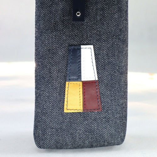 poche_telephone_nautic_–_pennant_n°_9_sylvie_strohl | EMPREINTES Paris - EMPREINTES Paris