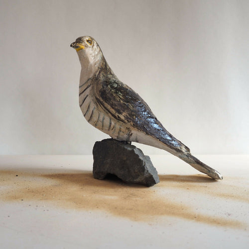 sculpture_coucou_gris_sur_schiste copie | EMPREINTES Paris - EMPREINTES Paris