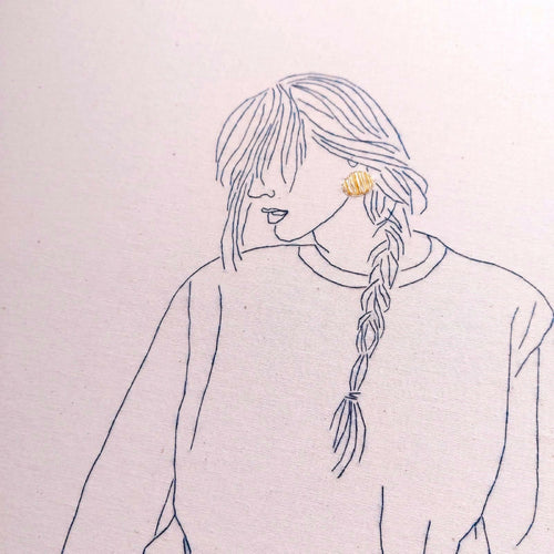 dessin_brode_la_tresse_et_la_boucle_doreille_aude_herrard copie | EMPREINTES Paris - EMPREINTES Paris
