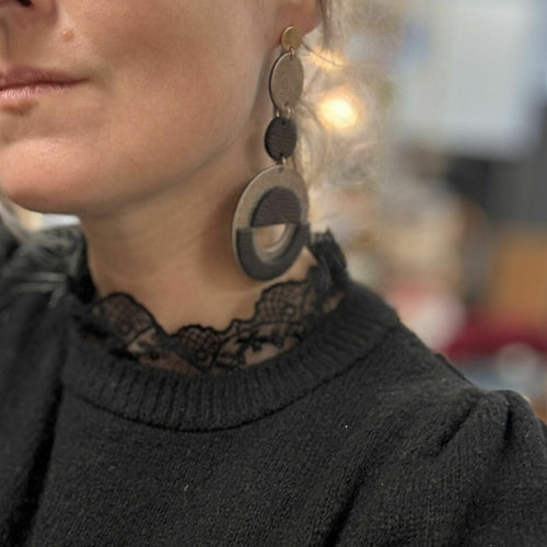 boucles_doreilles_retro_chic_noires_julie_troncin_maroquinerie copie | EMPREINTES Paris - EMPREINTES Paris