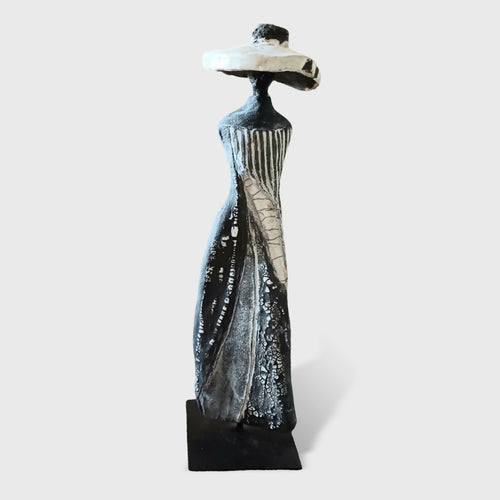 sculpture_raku_capeline_blanche_marie_juge_sculpteur_raku copie | EMPREINTES Paris - EMPREINTES Paris