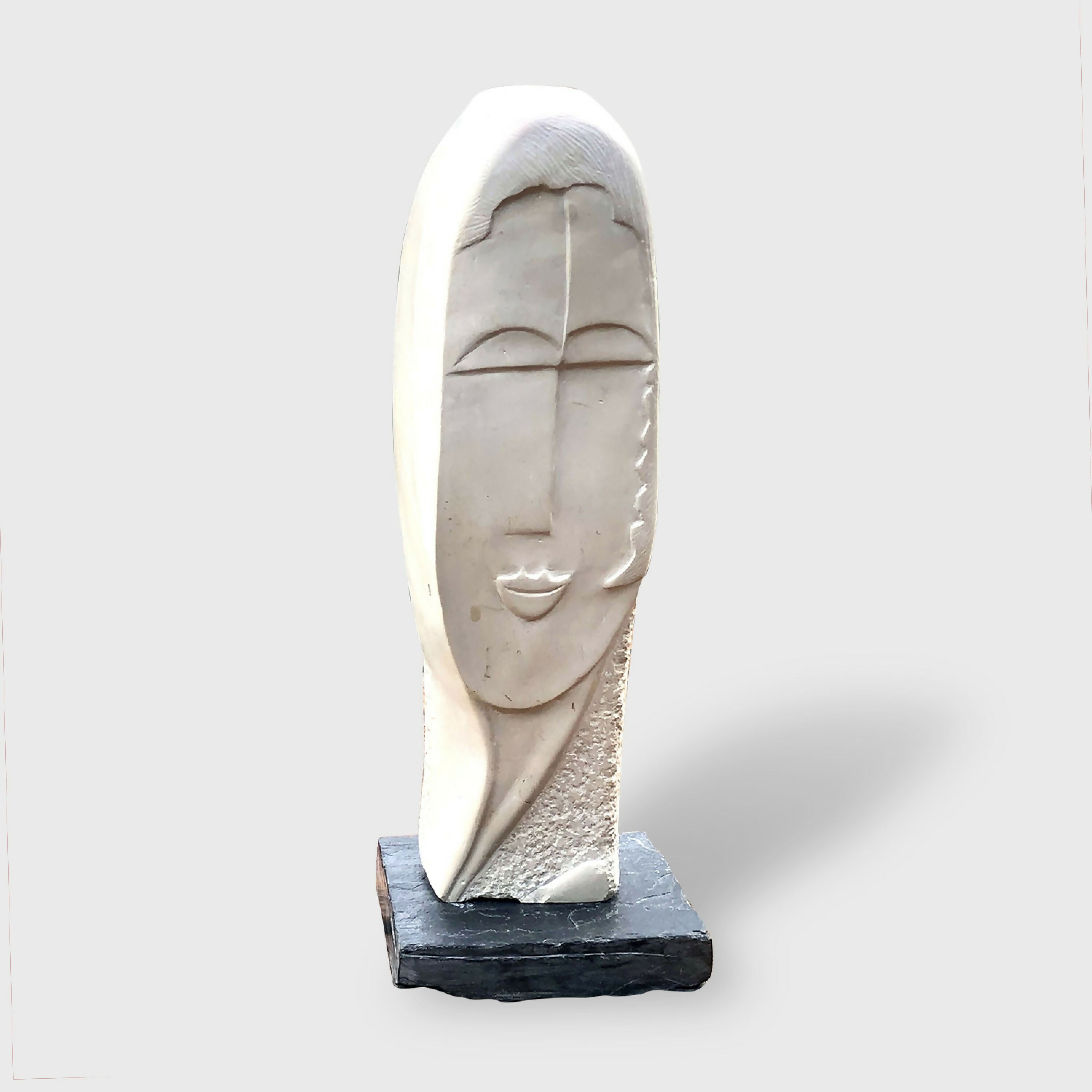 sculpture_la_belle_pierre_calcaire_de_lile_de_re_didier_ferre_sculpteur_sur_lile_de_re copie | EMPREINTES Paris