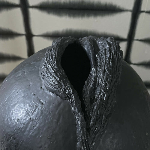 Pot sculpture Katla | EMPREINTES Paris - EMPREINTES Paris