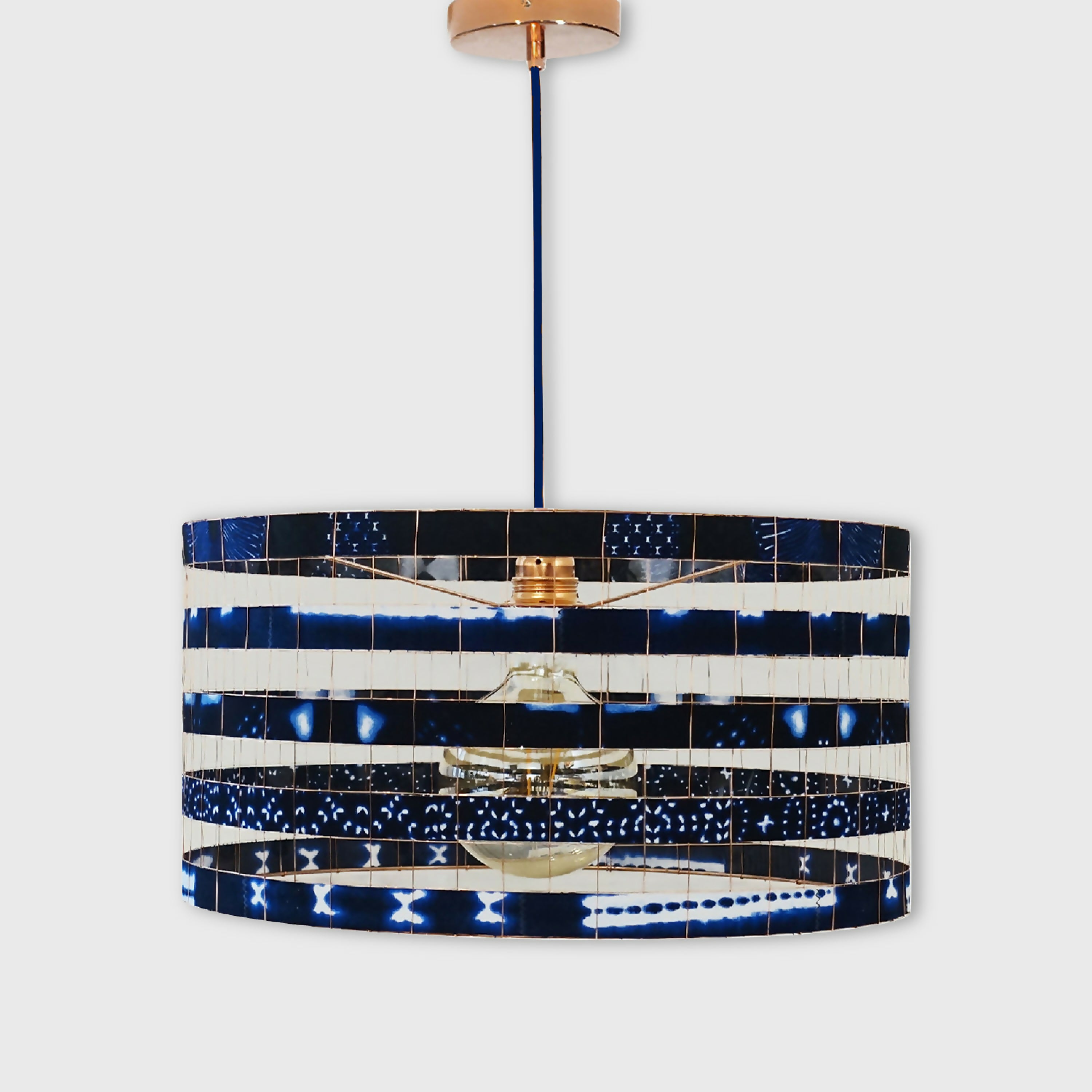 suspension_megawax_o_45cm_bleu_nuit_petites_series_entre_illuminees copie | EMPREINTES Paris