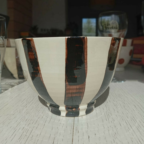 grand_bol_rayures_noires_georgie_blin_ceramiste2 copie | EMPREINTES Paris - EMPREINTES Paris