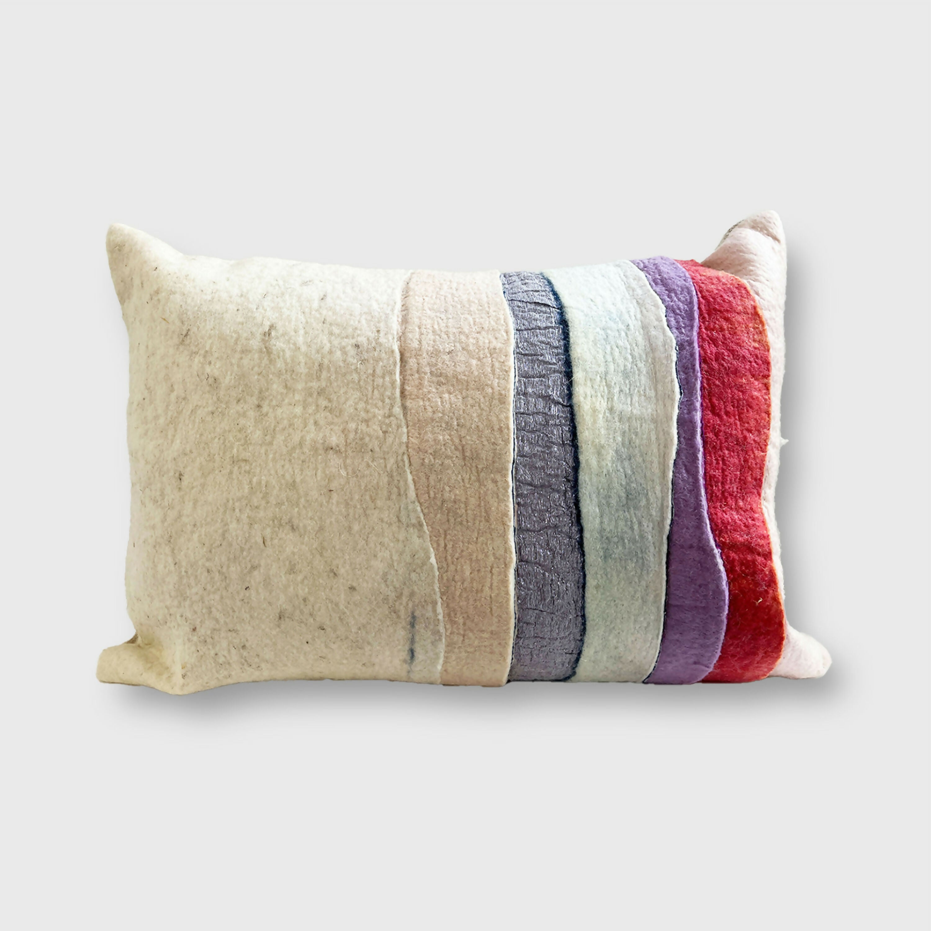 coussin_collection_strates_roses_vi_accords_feutres copie | EMPREINTES Paris