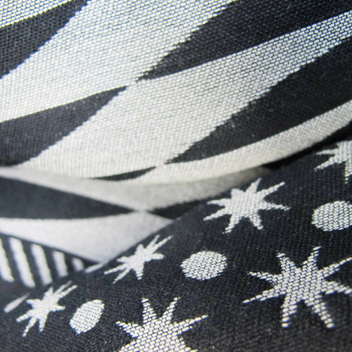 echarpe_maxi_laine_soie_noir_farine_planetarium_sophie_guyot_soieries copie | EMPREINTES Paris - EMPREINTES Paris