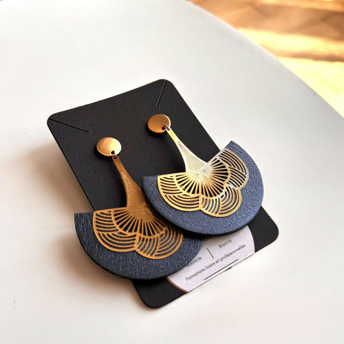 boucles_doreilles_1930_bleues_metallisees_nuance_numero_2_julie_troncin_maroquinerie-Photoroom (2) copie | EMPREINTES Paris - EMPREINTES Paris