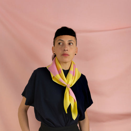 carre_de_soie_nebuleuse_jaune_et_rose_prelude_dans_la_pampa copie | EMPREINTES Paris - EMPREINTES Paris