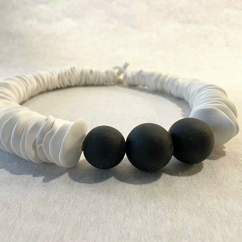 Collier - Trois perles noires | EMPREINTES Paris - EMPREINTES Paris