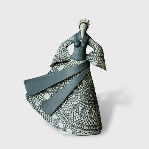 statuette_madame_noir_et_blanc_n°333_jeanne_sarah_bellaiche copie | EMPREINTES Paris - EMPREINTES Paris