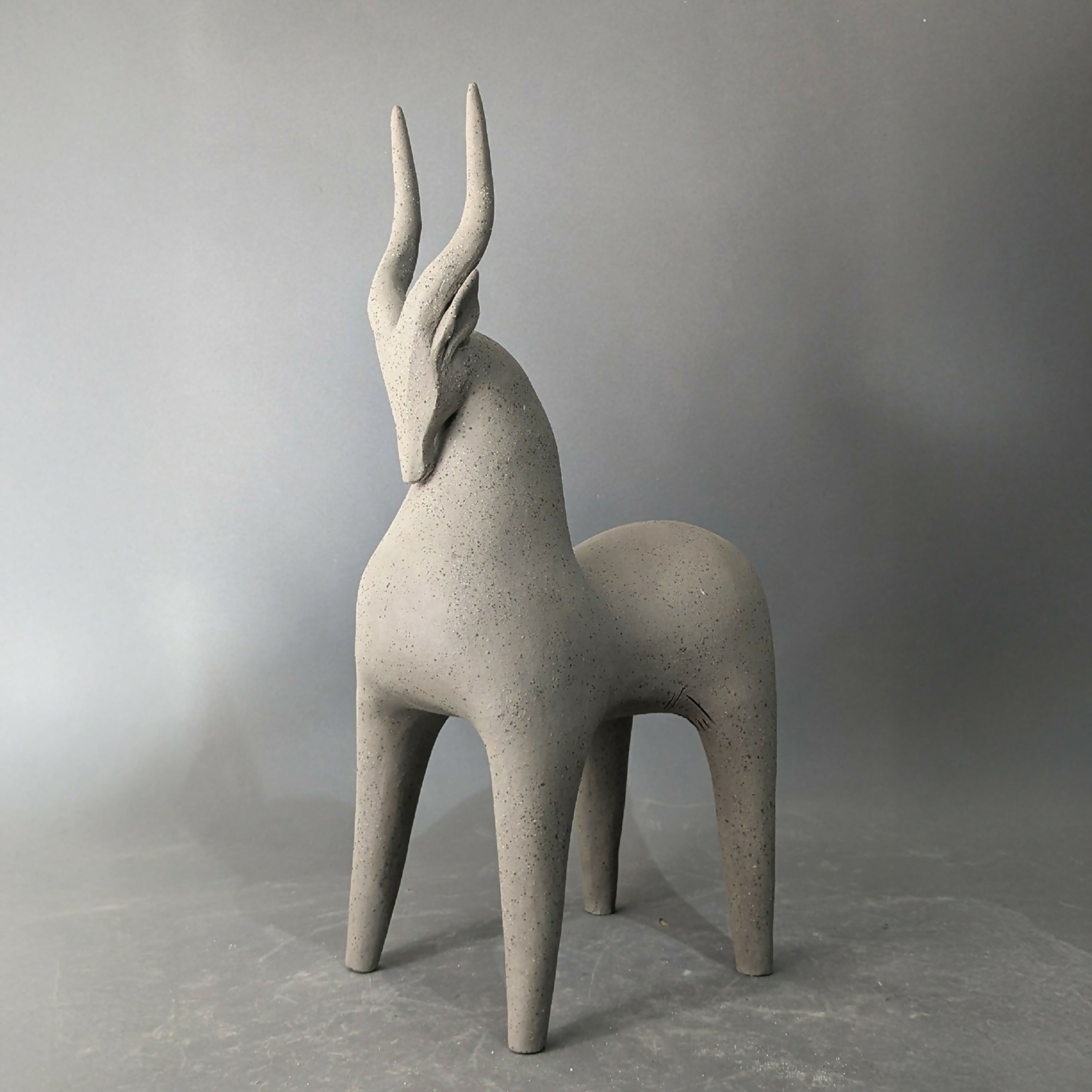 PMb12gUujz | EMPREINTES Paris