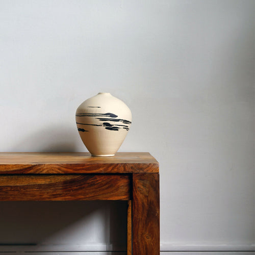 Vase blanc et noir - série Nuages II | EMPREINTES Paris - EMPREINTES Paris