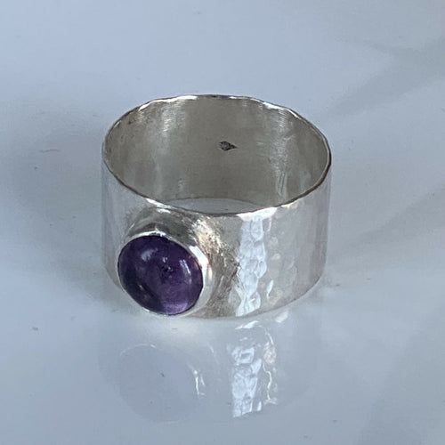bague_bandeau_en_argent_massif_cabochon_en_amethyste_serti_clos_artyssia2 copie | EMPREINTES Paris - EMPREINTES Paris