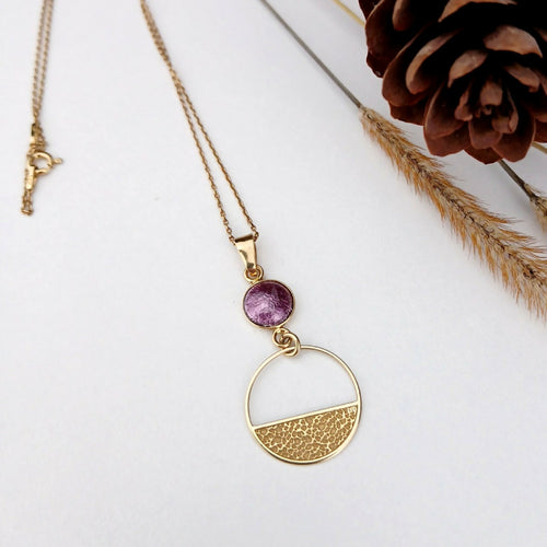 collier_cercle_martele_en_email_violet_et_argent_plaque_or_les_emaux_arediens_lemail_grand_feu_de_limoges copie | EMPREINTES Paris - EMPREINTES Paris