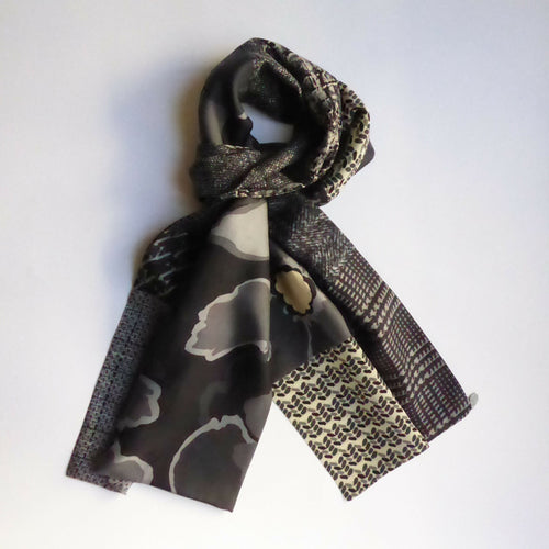 grande_echarpe_soie_graphique_gris_noir_maya_hochman copie | EMPREINTES Paris - EMPREINTES Paris