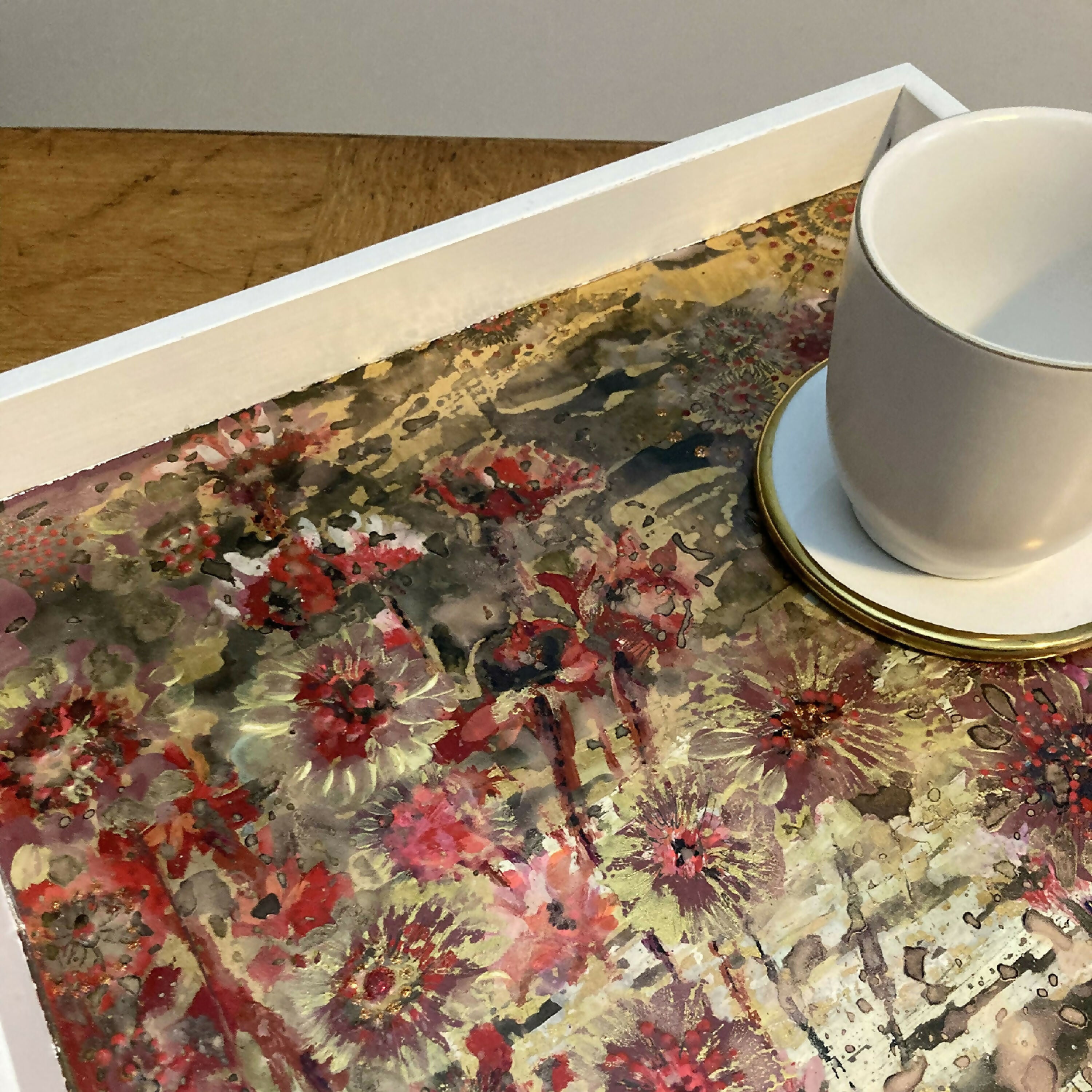 plateau_tableau_rouge_prairie_valerie_beaumont copie | EMPREINTES Paris