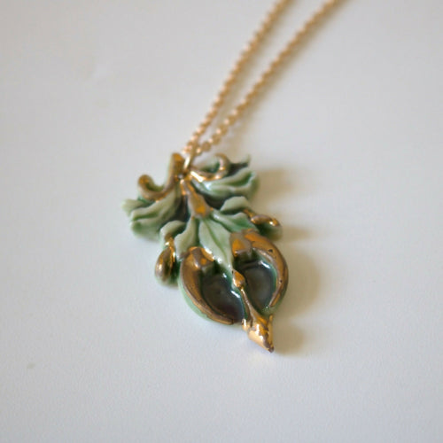 collier_pendentif_gri_gri_porcelaine_cglabsete copie | EMPREINTES Paris - EMPREINTES Paris