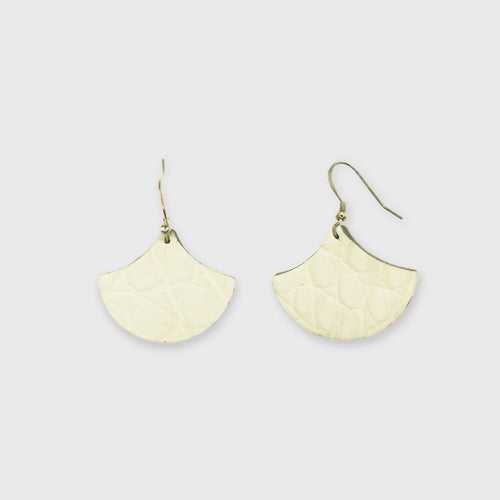 boucles_doreilles_gingko_vert_deau_25cm_julie_troncin_maroquinerie copie | EMPREINTES Paris - EMPREINTES Paris