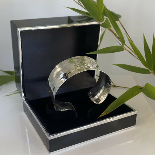 manchette_anticlastique_en_argent_massif_artyssia copie | EMPREINTES Paris - EMPREINTES Paris