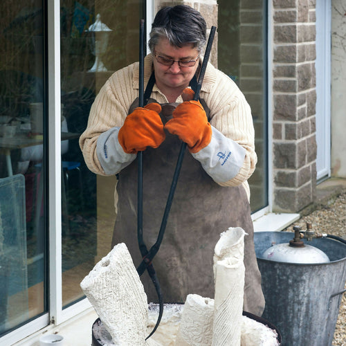 sculpture_raku_capeline_blanche_marie_juge_sculpteur_raku copie | EMPREINTES Paris - EMPREINTES Paris