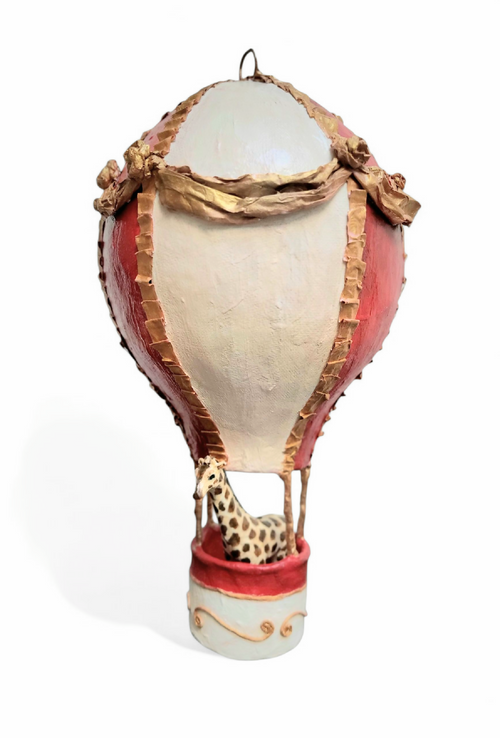 Sculpture montgolfière avec sa girafe voyageuse. | EMPREINTES Paris - EMPREINTES Paris