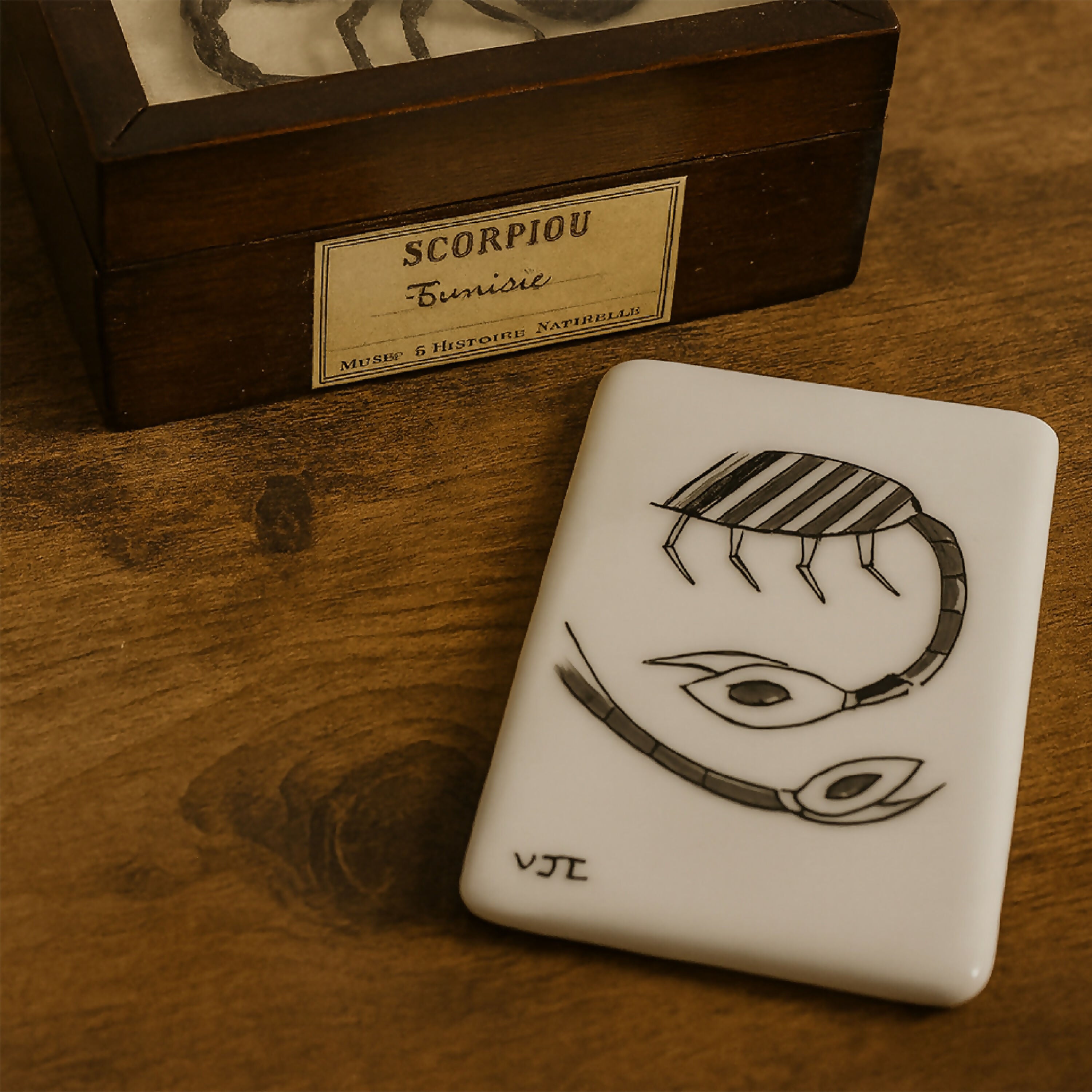 Carte du zodiaque en Porcelaine Scorpion | EMPREINTES Paris