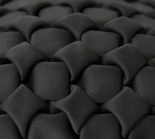 coussin_rectangulaire_neosmock_noir_floriane_schmitt_studio copie | EMPREINTES Paris - EMPREINTES Paris