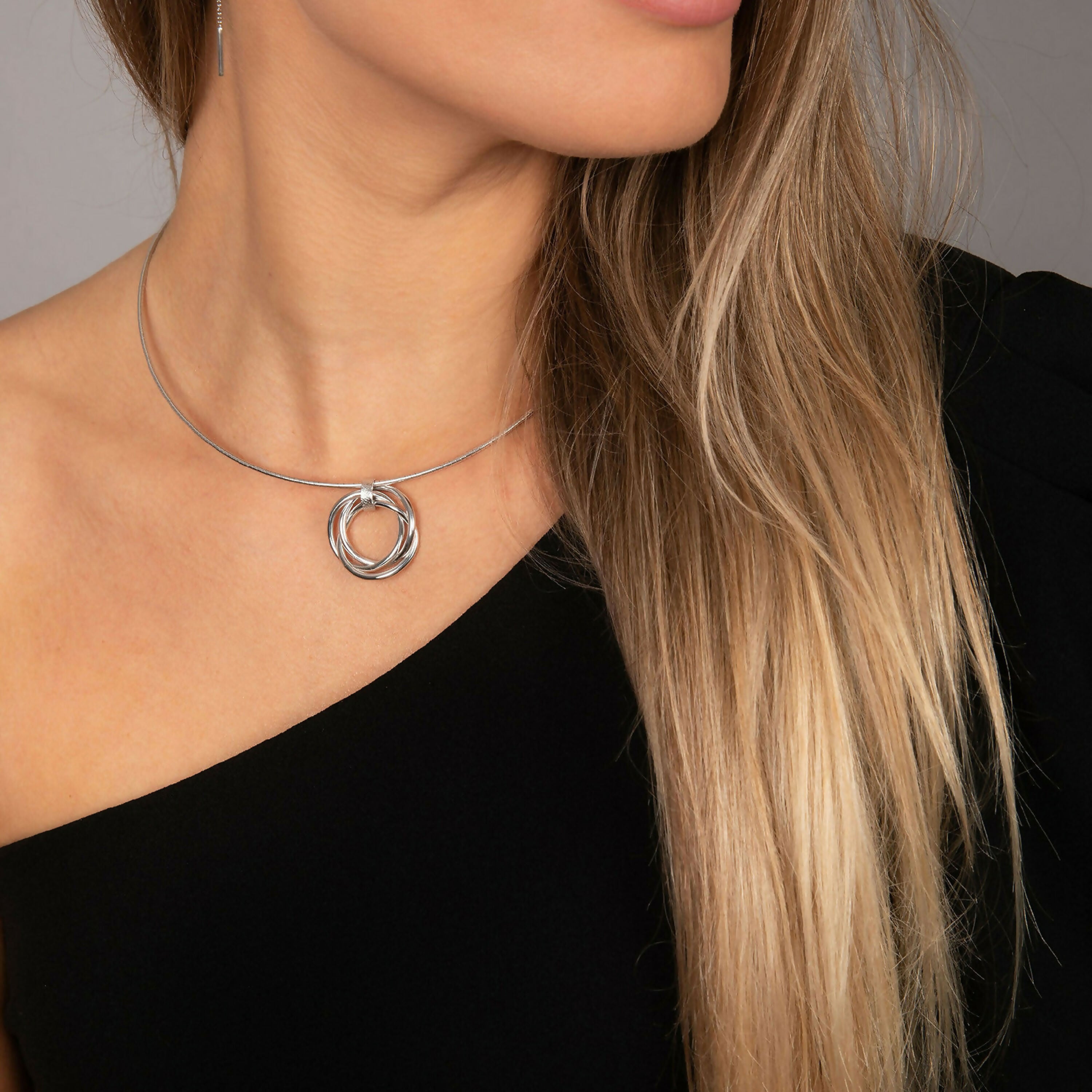 Collier Anneaux de Borromée chaîne rigide | EMPREINTES Paris