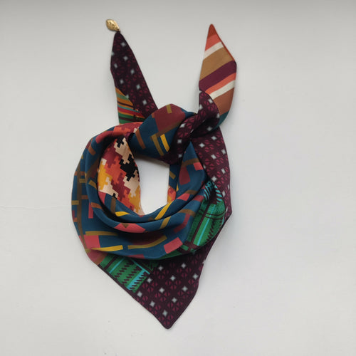 Foulard pointe soie- geometric blue | EMPREINTES Paris - EMPREINTES Paris