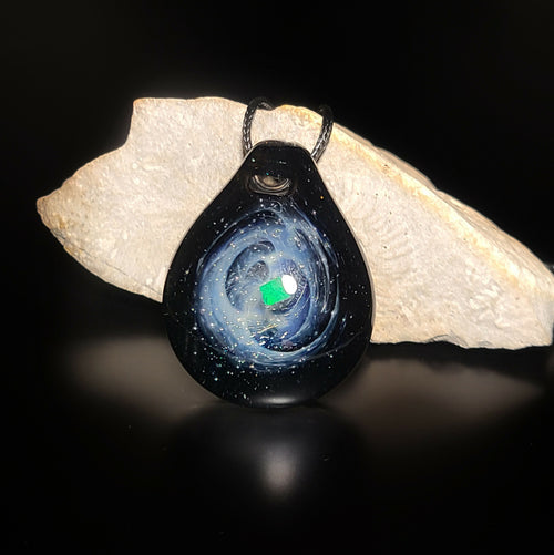 pendentif_galaxie_en_verre_souffle_unisexe_se_creations copie | EMPREINTES Paris - EMPREINTES Paris